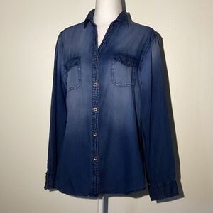 Casual Studio Women's Deuim Blue Long Sleeve Button Down